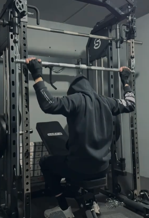 Back & biceps day.